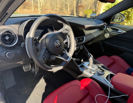 Alfa Romeo Giulia lease takeover Wellesley MA